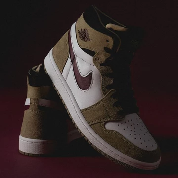 Jordan 1 Mid Zoom CMFT Neutral Olive