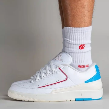 Air Jordan 2 Low UNC to Chicago