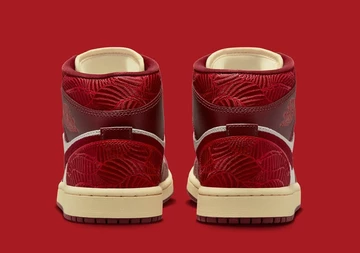 Nike Air Jordan 1 Mid Tiki Leaf