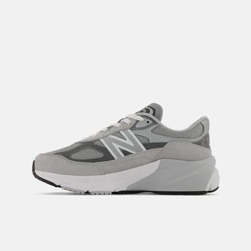 New Balance FuelCell 990v6