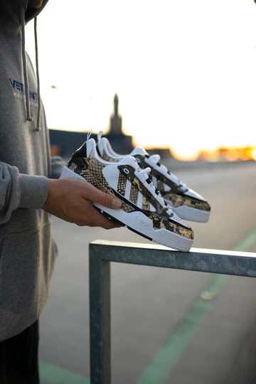 adidas ADI2000 Snakeskin - new pictures