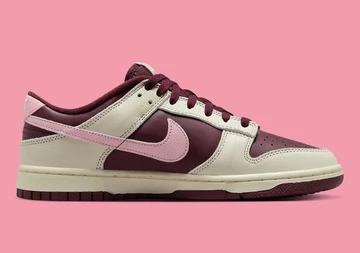 Dunk Low Valentines Day