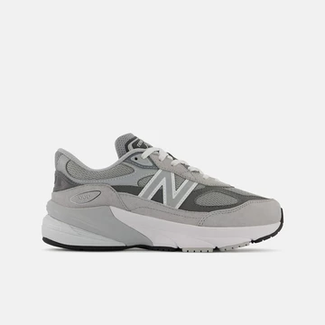 New Balance FuelCell 990v6