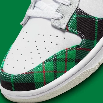 Dunk Low Plaid