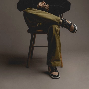 Dunk High LXX Black Flax