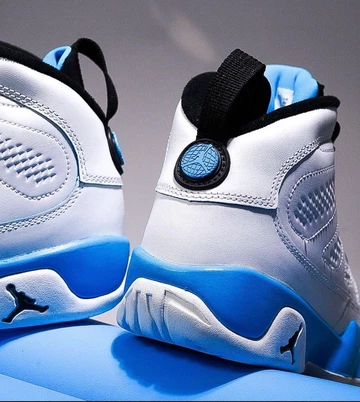Jordan 9 Powder Blue Lookbook Detail von Hinten