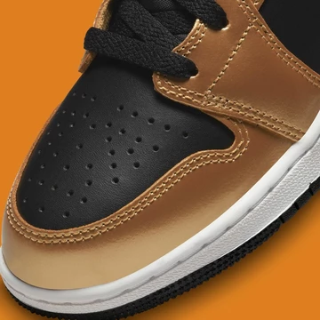 Jordan 1 Mid Metallic Gold