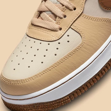 Air Force 1 Inspected By Swoosh