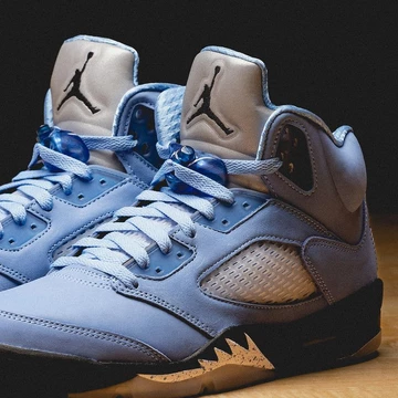 Jordan 5 UNC