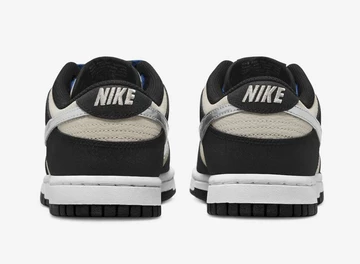 Nike Dunk Low Starry Laces