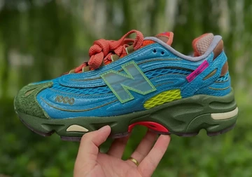 Salehe Bembury x New Balance 1000 Fog Be The Cloud Seite