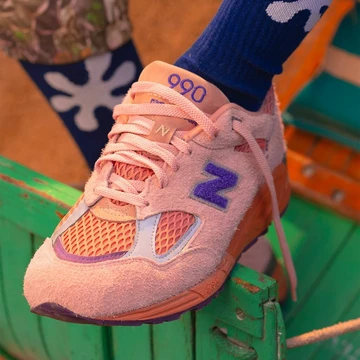 Salehe Bembury New Balance 990v2