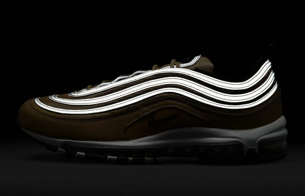 Air Max 97 Golden Bullet DM0028 700 Dead Stock