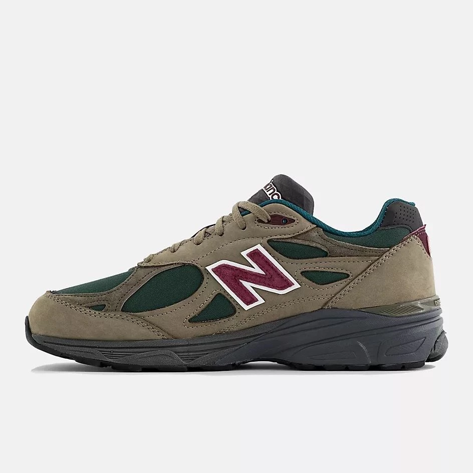 New Balance 990V3 Green Purple M990GP3 | Dead Stock
