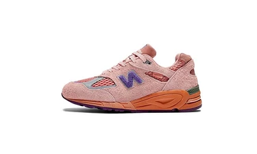 Salehe Bembury New Balance 990v2