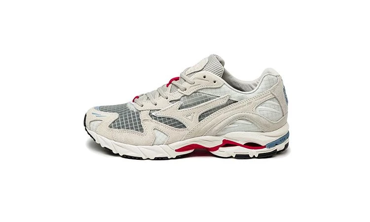 Highsnobiety Mizuno Wave Rider 10