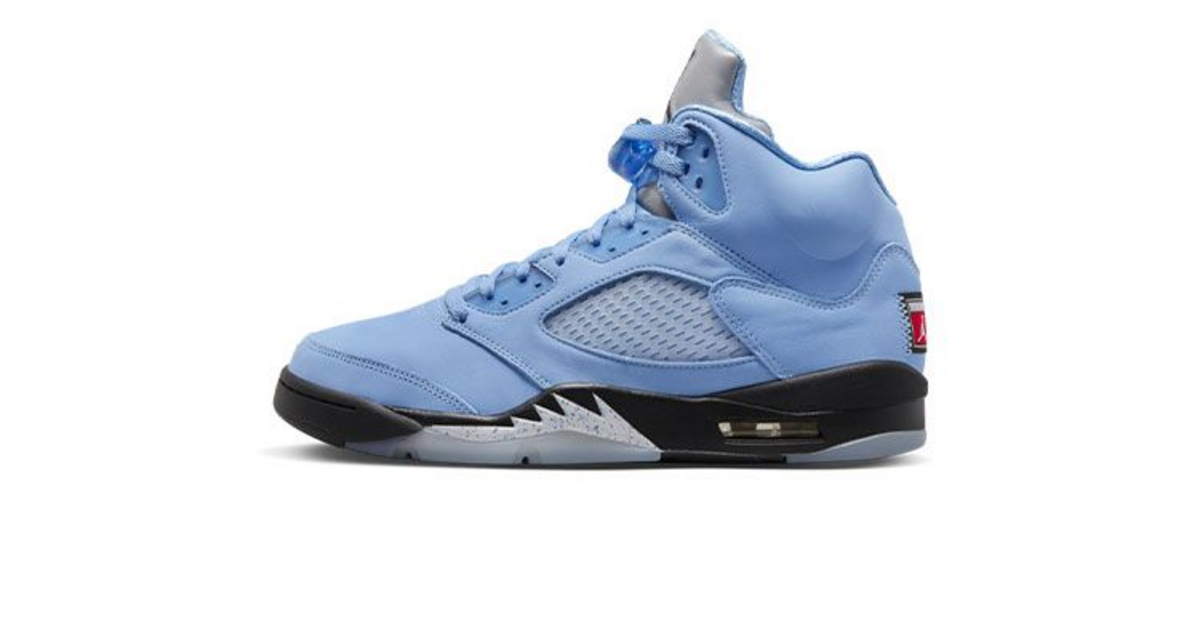 Size 12 - Jordan 5 University Blue. Deadstock DV1310-401 Air Jordan 5  main image 3