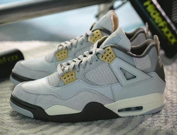 Jordan 4 Craft Photon Dust