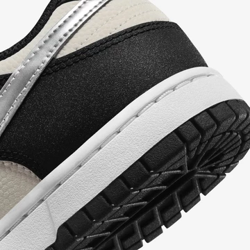 Nike Dunk Low Starry Laces