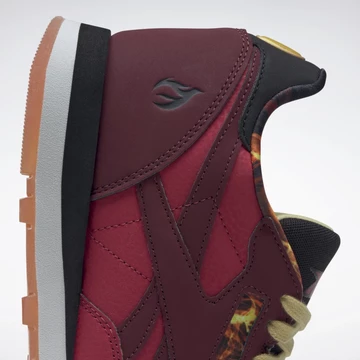 Street Fighter Reebok Classic Leather Crimson Mist