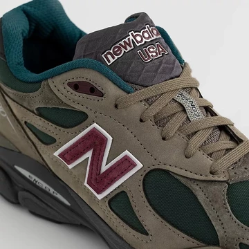 New Balance 990V3 Green Purple
