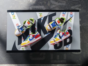 eBay Nike SB Dunk - Released on December 17th