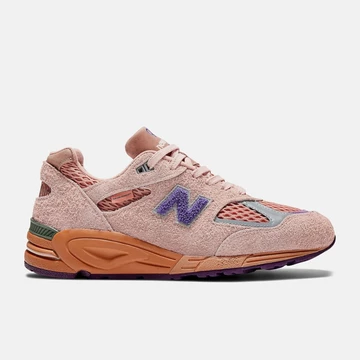 Salehe Bembury New Balance 990v2