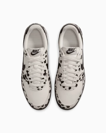 Nike Field General 82 Cow Print Paar von oben