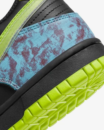 Dunk Low SE Acid Wash