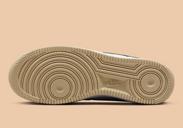 Air Force 1 Low Panda Sand Drift