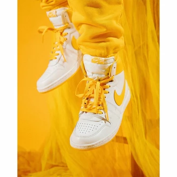 Nike Air Jordan Ship University Gold