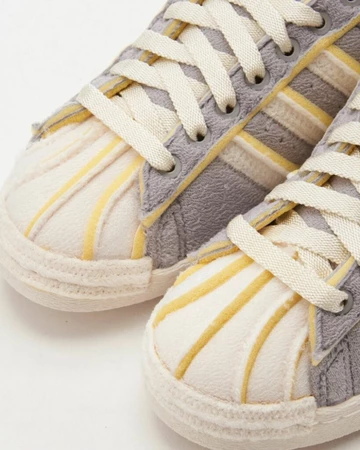 adidas Cozy Superstar