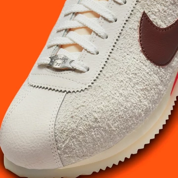 Nike Cortez Light Orewood Brown