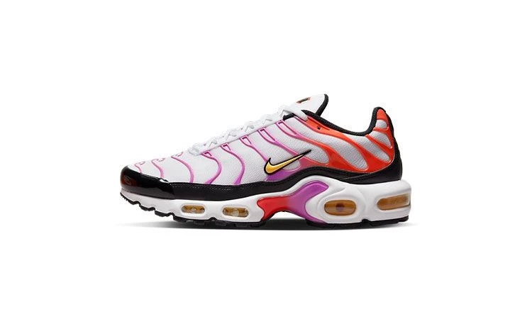 Air max plus white and red deals