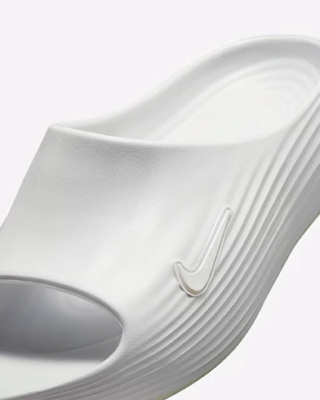 Nike ReactX Rejuven8 Slide White Detailbild