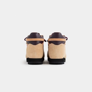 AIME LEON DORE New Balance Rainier