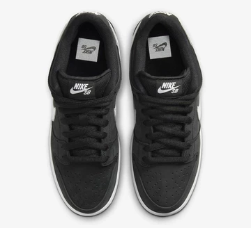 Nike SB Dunk Low Black Gum