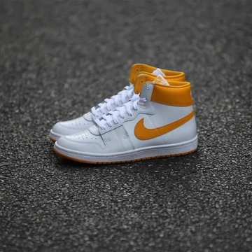 Nike Air Jordan Ship University Gold