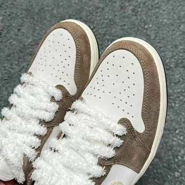 Jordan 1 Low OG Year of the Rabbit