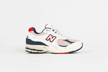 New Balance 2002R Classic Retro Red Navy