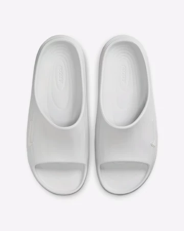 Nike ReactX Rejuven8 Slide White von oben