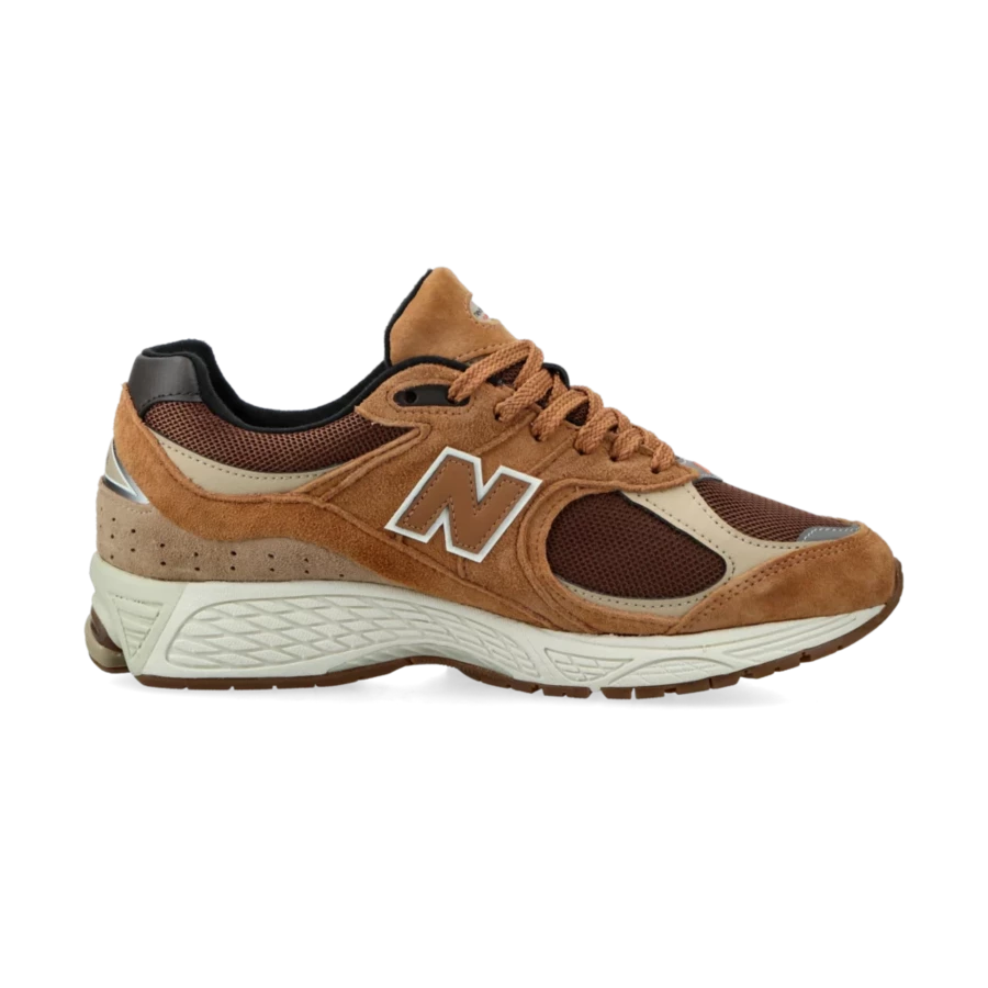 new-balance-2002r-goretex-