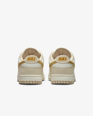 Dunk Low Metallic Gold W