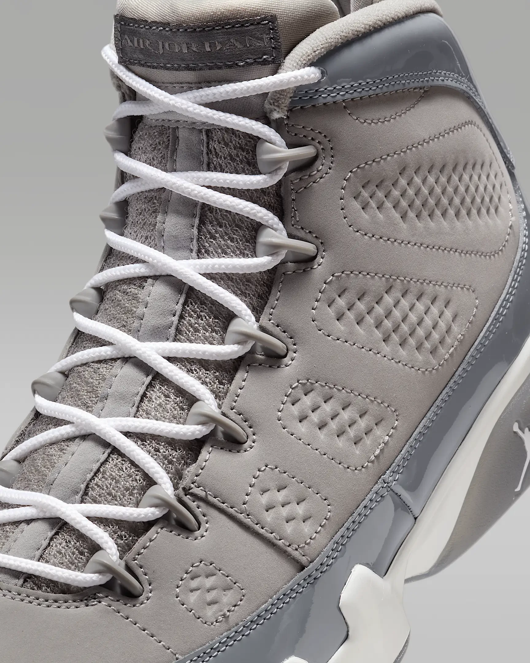 Jordan 9 Cool Grey HV4794-011 | Dead Stock