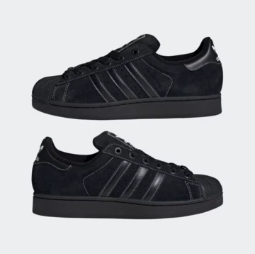 adidas Superstar Core Black Außenseite