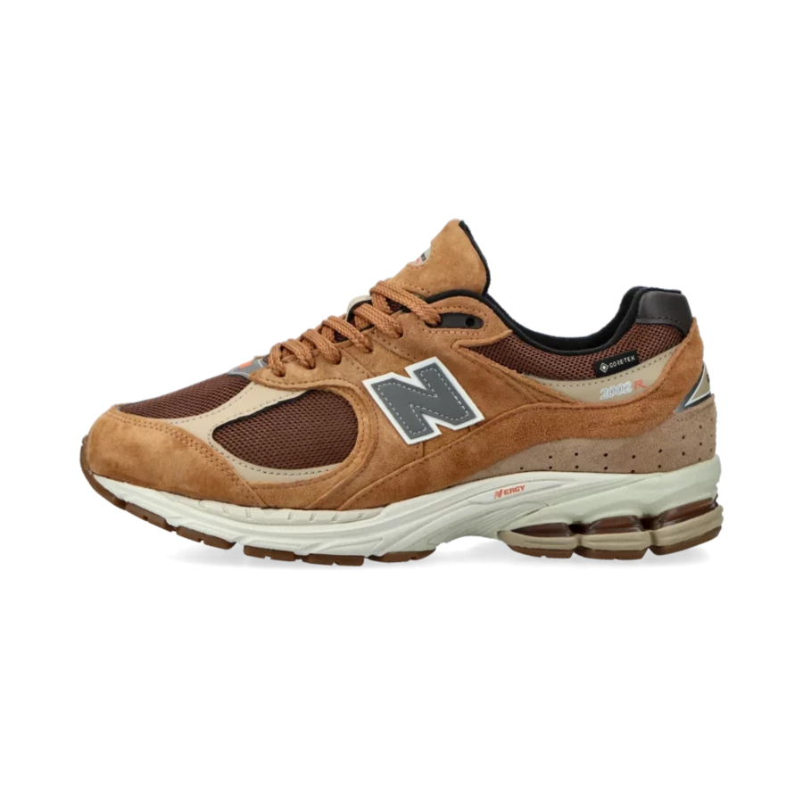new-balance-2002r-goretex- new-balance-2002r-goretex-