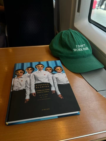 I Don't Work Here Cap IDEA Books