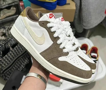 Jordan 1 Low OG Year of the Rabbit