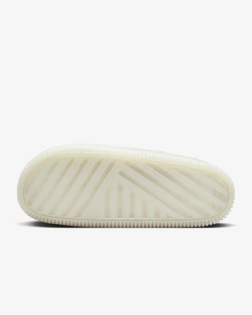 Die Sohle der Nike Calm Slide Phantom