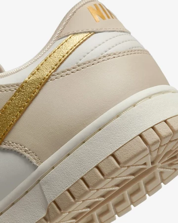 Dunk Low Metallic Gold W